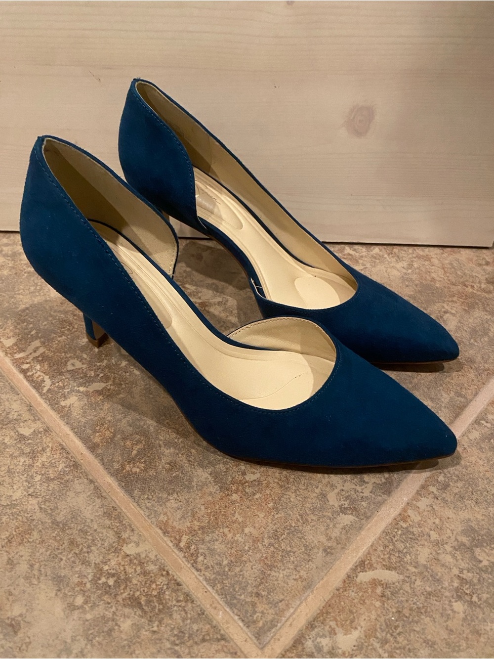 Jessica Simpson Teal Suede Pointed-Toe Pumps